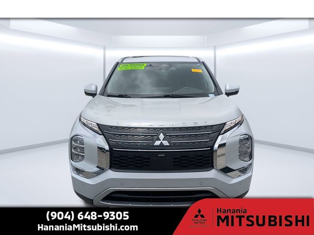 2024 Mitsubishi Outlander SE Black Edition w/Pano Roof