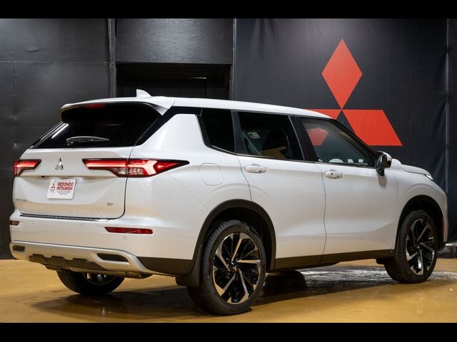 2024 Mitsubishi Outlander 