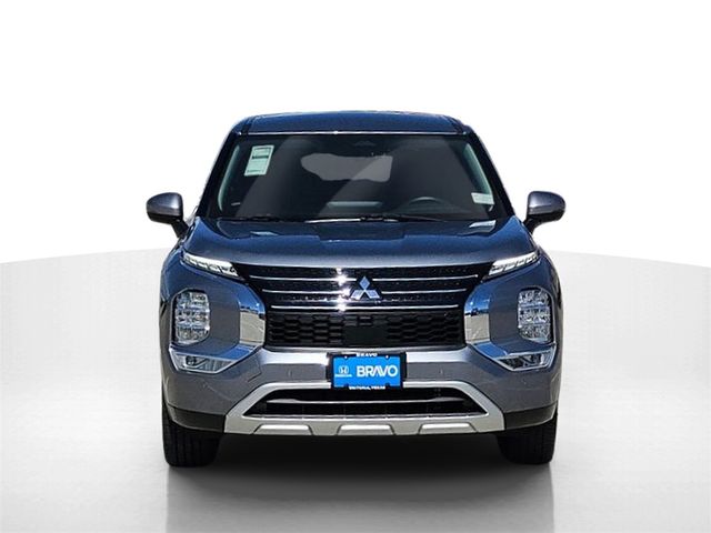 2024 Mitsubishi Outlander SE Black Edition w/Pano Roof