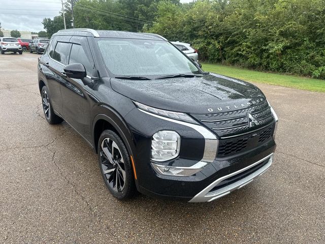 2024 Mitsubishi Outlander SEL Black Edition