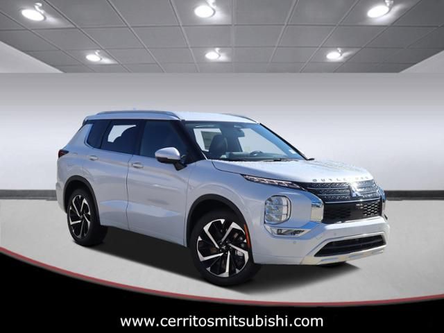 2024 Mitsubishi Outlander 