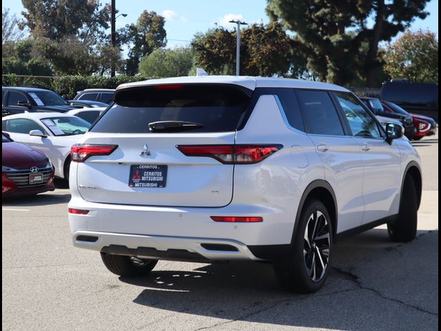 2024 Mitsubishi Outlander 