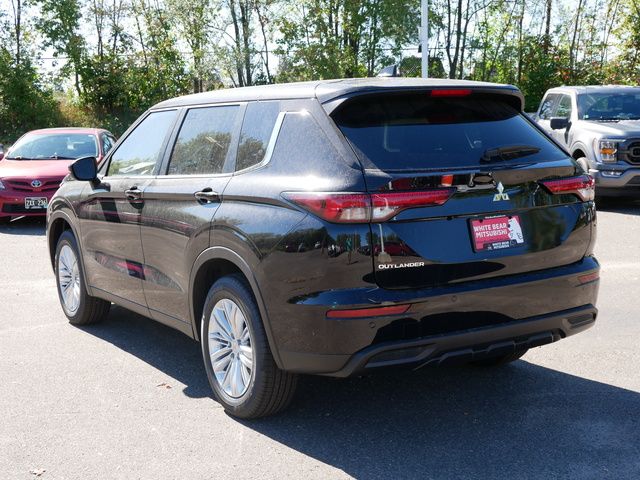 2024 Mitsubishi Outlander ES