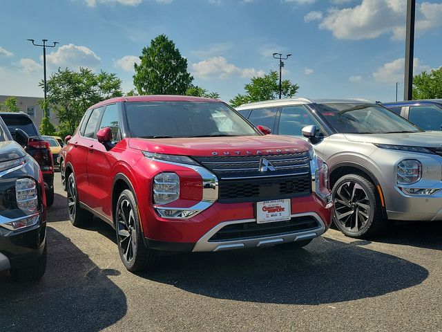 2024 Mitsubishi Outlander 