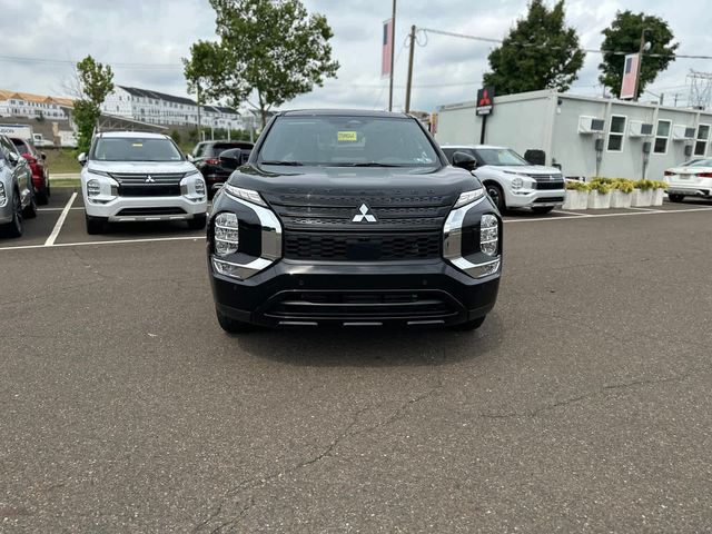 2024 Mitsubishi Outlander SE Black Edition