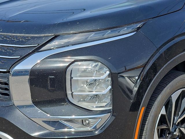 2024 Mitsubishi Outlander 
