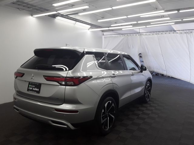 2024 Mitsubishi Outlander 
