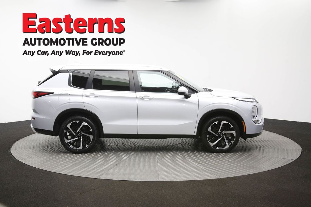 2024 Mitsubishi Outlander 18