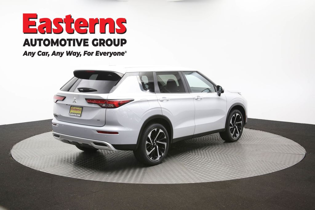 2024 Mitsubishi Outlander 22