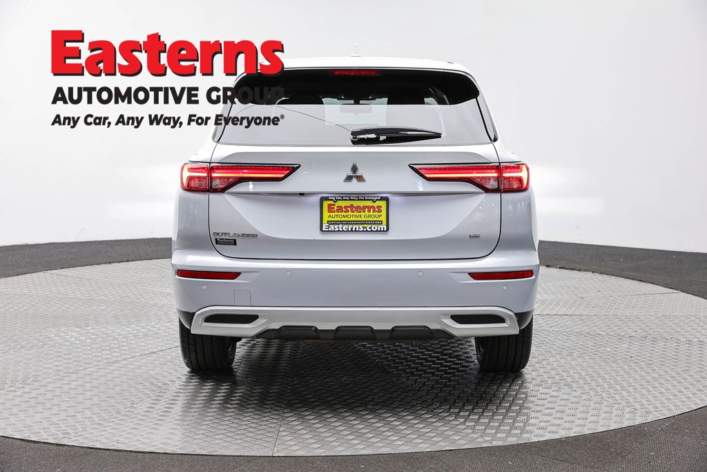 2024 Mitsubishi Outlander 27