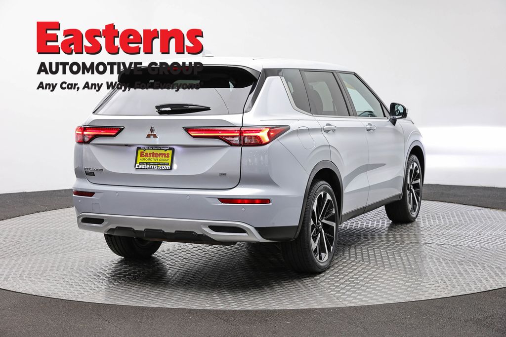2024 Mitsubishi Outlander 26
