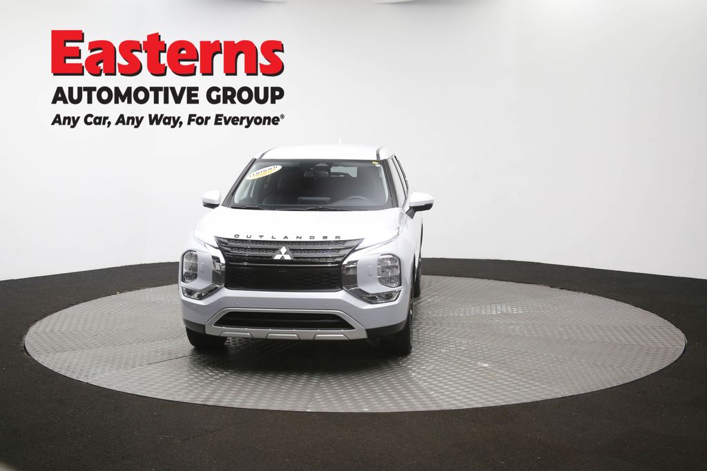 2024 Mitsubishi Outlander 10