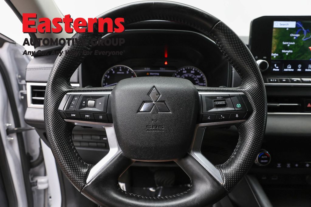 2024 Mitsubishi Outlander 50