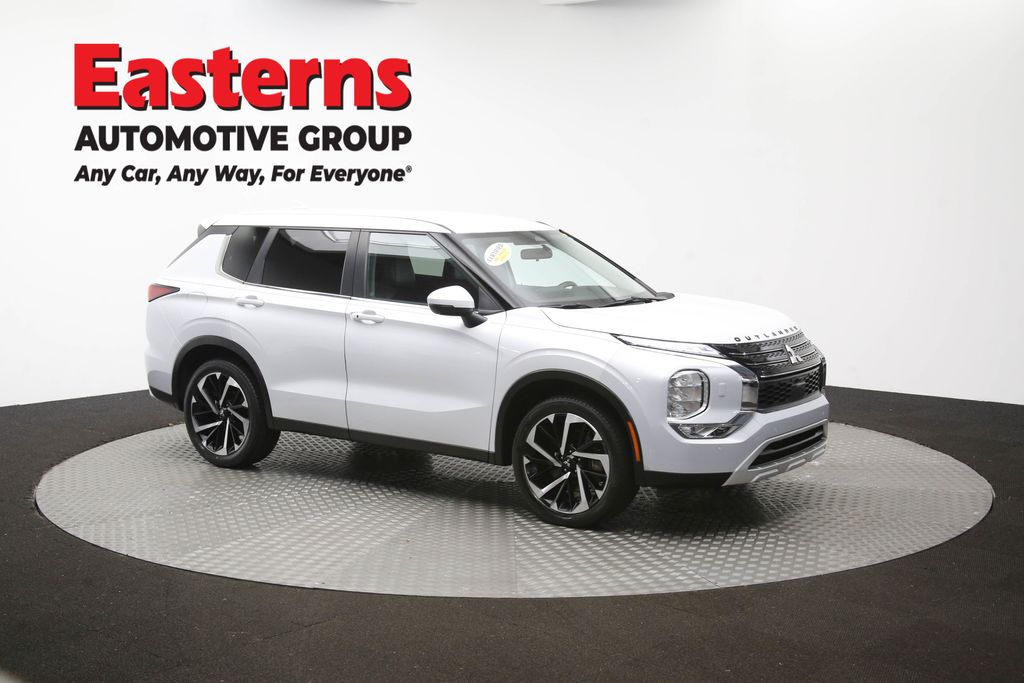 2024 Mitsubishi Outlander 14