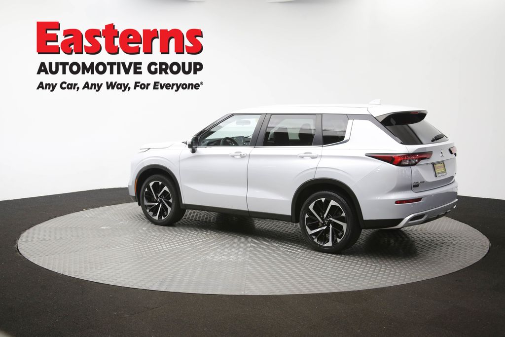 2024 Mitsubishi Outlander 31