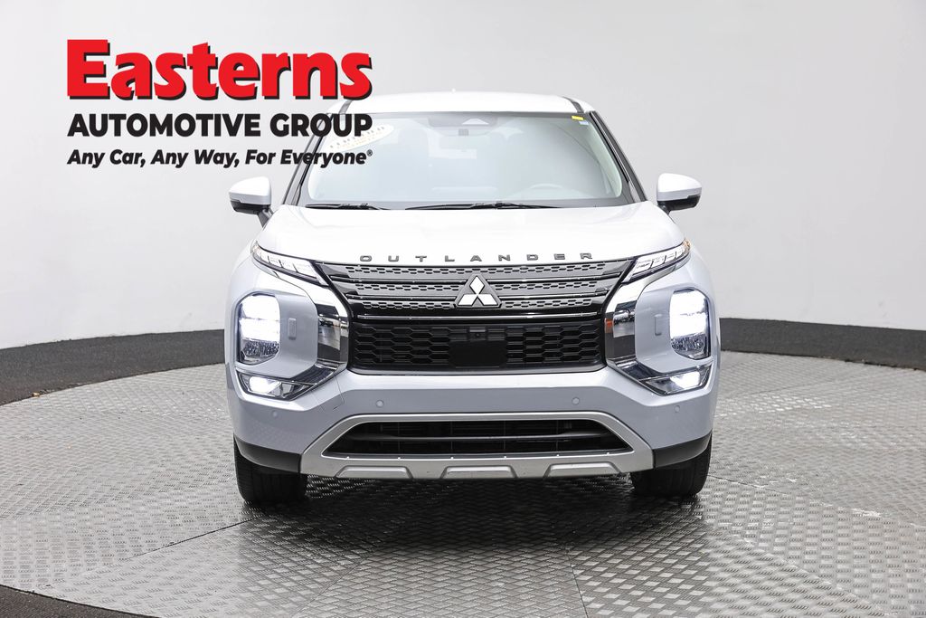 2024 Mitsubishi Outlander 9