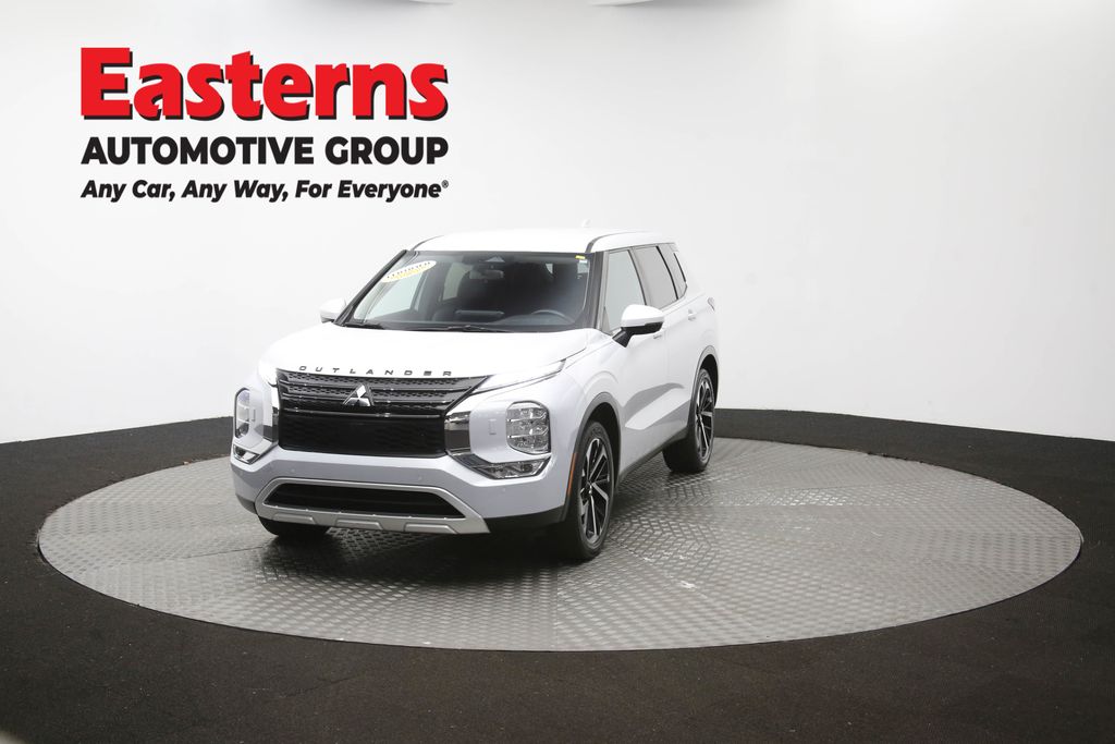 2024 Mitsubishi Outlander 5