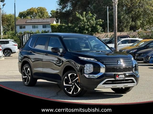 2024 Mitsubishi Outlander 