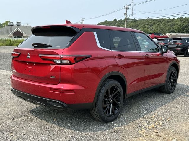 2024 Mitsubishi Outlander SE Black Edition