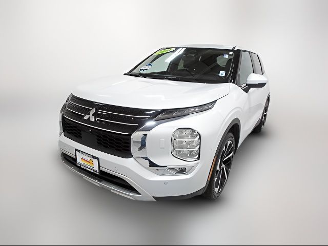 2024 Mitsubishi Outlander SE Black Edition