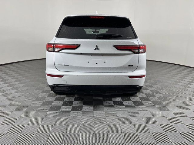 2024 Mitsubishi Outlander SE Black Edition