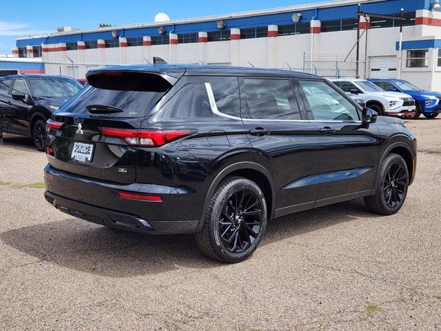 2024 Mitsubishi Outlander SE Black Edition