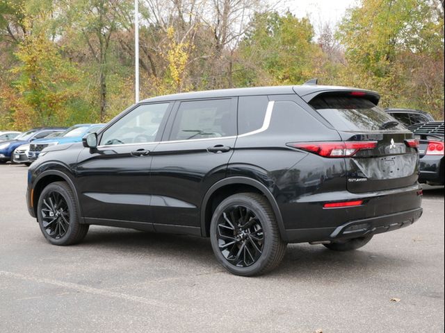 2024 Mitsubishi Outlander SE Black Edition