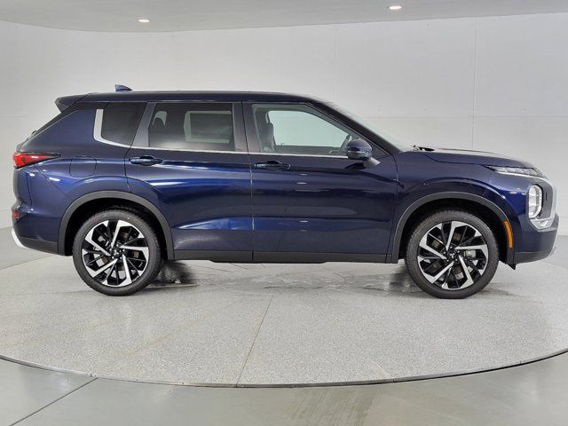 2024 Mitsubishi Outlander 