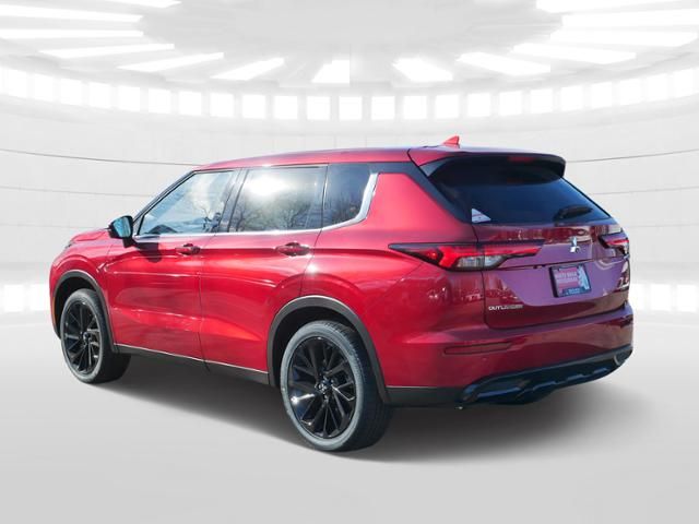 2024 Mitsubishi Outlander SE Black Edition