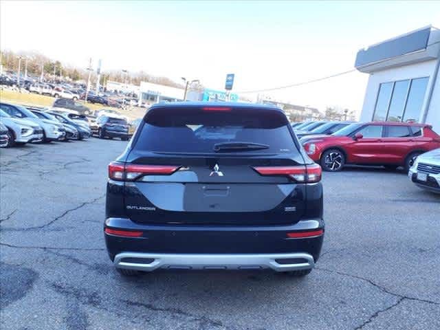 2024 Mitsubishi Outlander SEL Platinum Edition