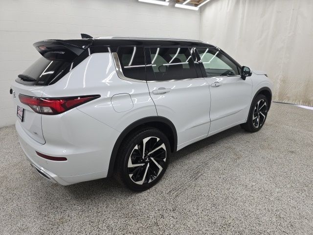 2024 Mitsubishi Outlander SEL Black Edition