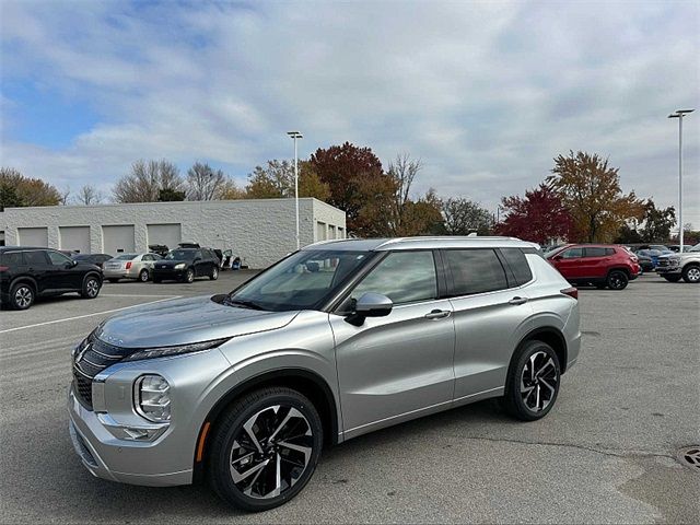 2024 Mitsubishi Outlander SEL