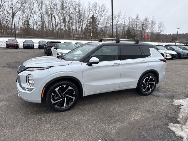 2024 Mitsubishi Outlander 