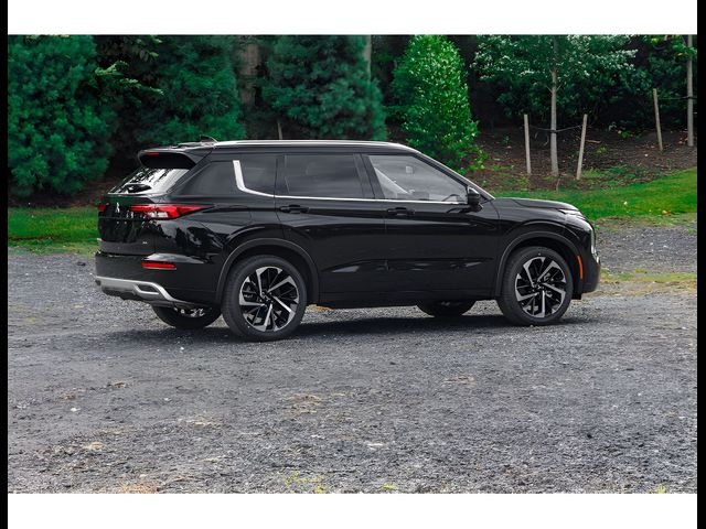 2024 Mitsubishi Outlander 