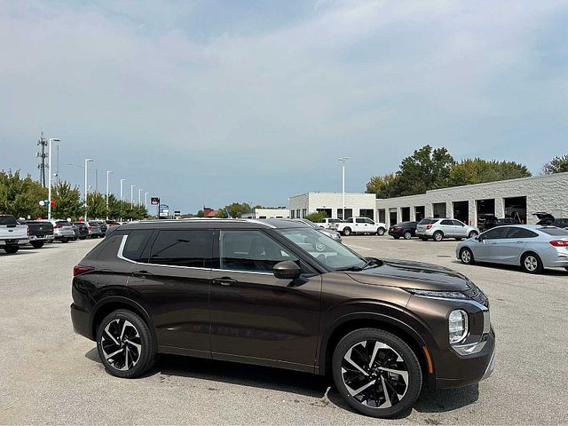 2024 Mitsubishi Outlander SEL