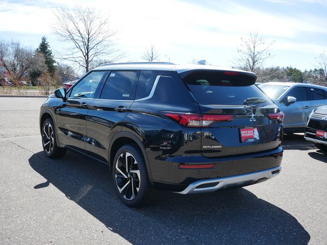 2024 Mitsubishi Outlander SEL Platinum Edition