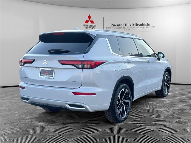 2024 Mitsubishi Outlander SEL