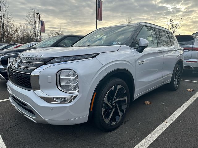 2024 Mitsubishi Outlander PHEV SEL