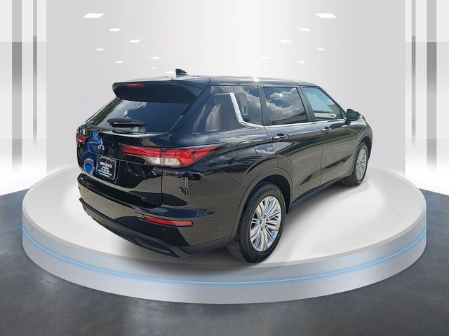 2024 Mitsubishi Outlander ES