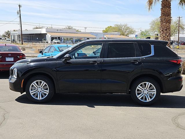 2024 Mitsubishi Outlander ES