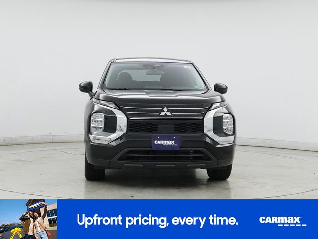 2024 Mitsubishi Outlander ES