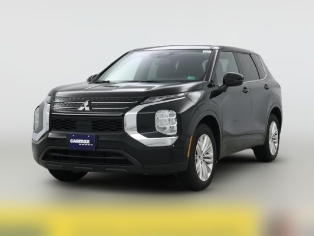 2024 Mitsubishi Outlander ES