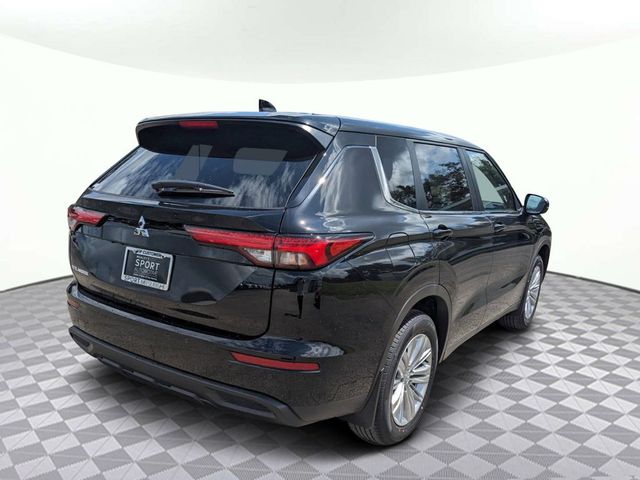 2024 Mitsubishi Outlander ES