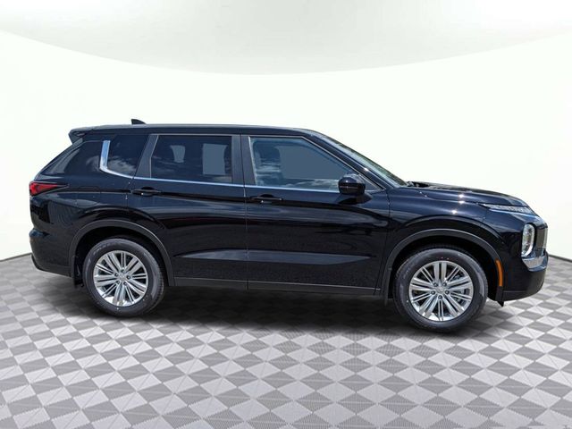 2024 Mitsubishi Outlander ES