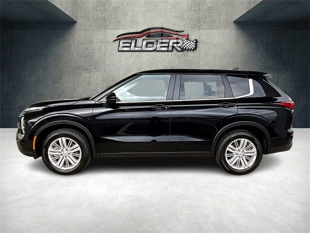 2024 Mitsubishi Outlander ES