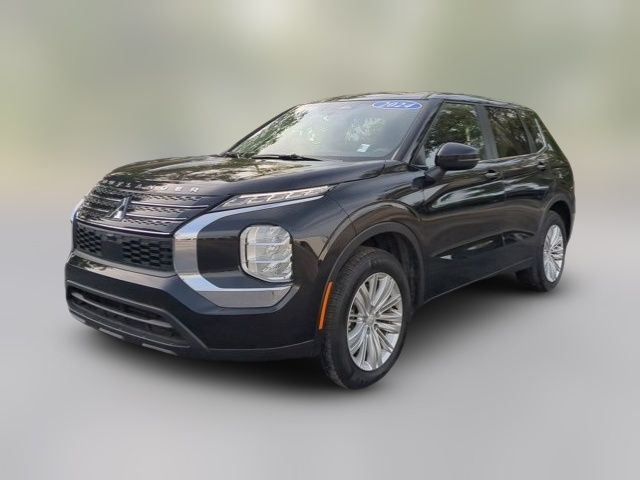 2024 Mitsubishi Outlander ES