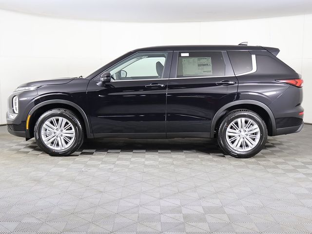 2024 Mitsubishi Outlander ES