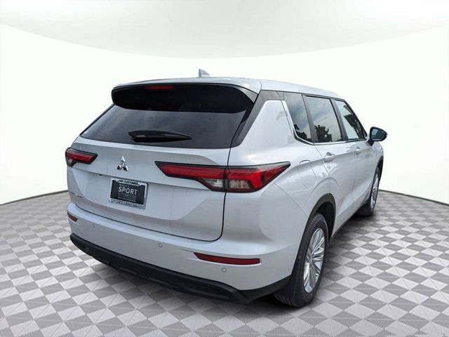 2024 Mitsubishi Outlander ES