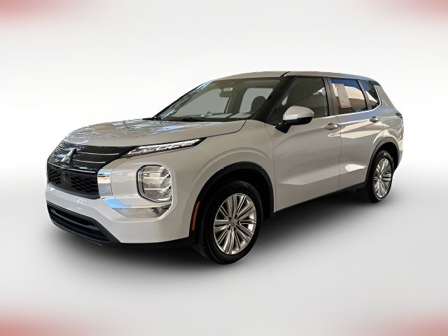 2024 Mitsubishi Outlander ES