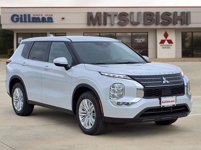 2024 Mitsubishi Outlander ES